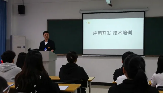 应用层技术支持在工业软件中的核心价值与实践路径
